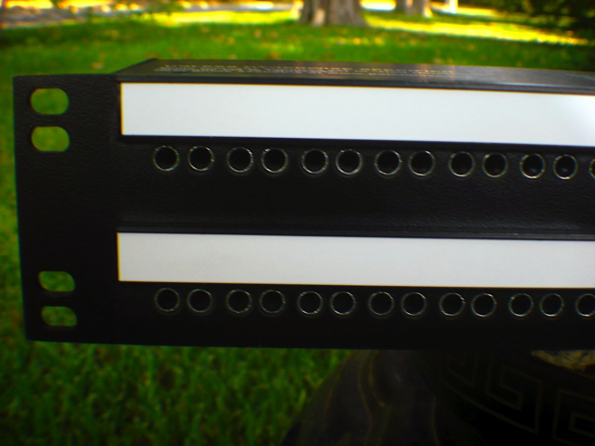 Audio-Accessories-Mini-Shorti-1RU-8.4