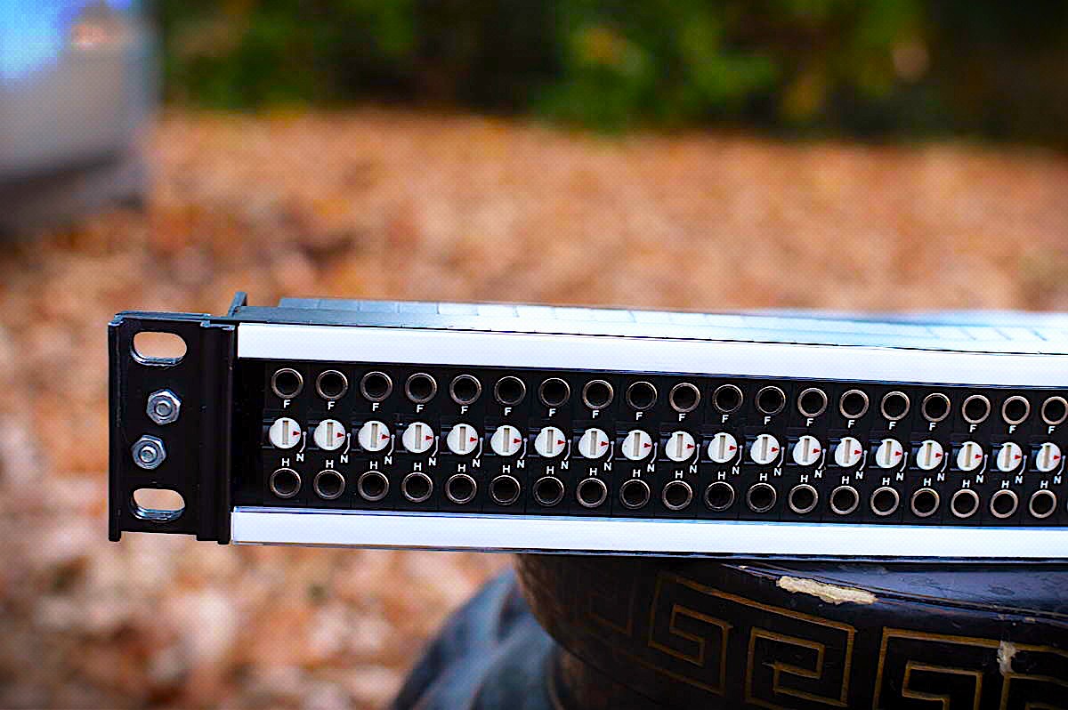 New SwitchCraft EZ Normal Patchbay 1