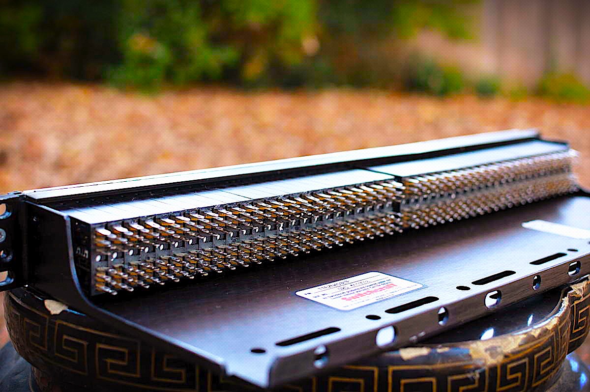 New SwitchCraft EZ Normal Patchbay 4